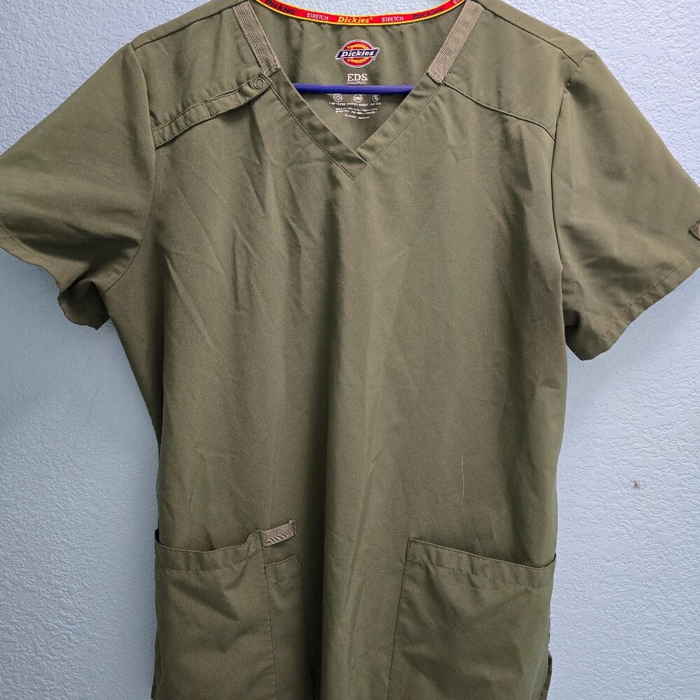 Dickies EDS Essentials women's v-neck scrub top